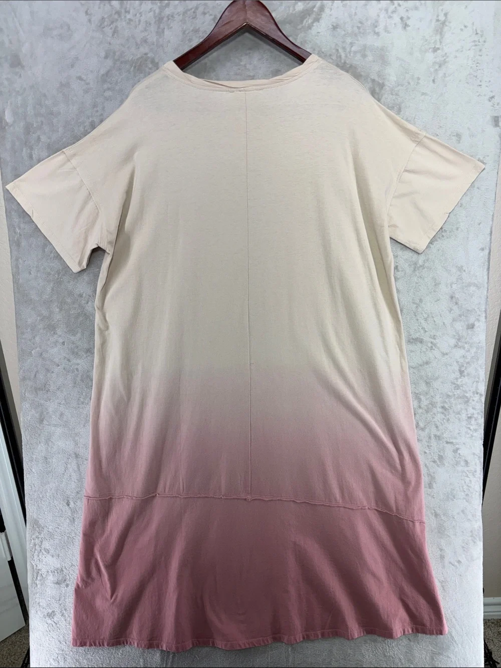 NWT--Easel Cotton Ombre Rose & Cream Short Sleeve Tee Dress Size L